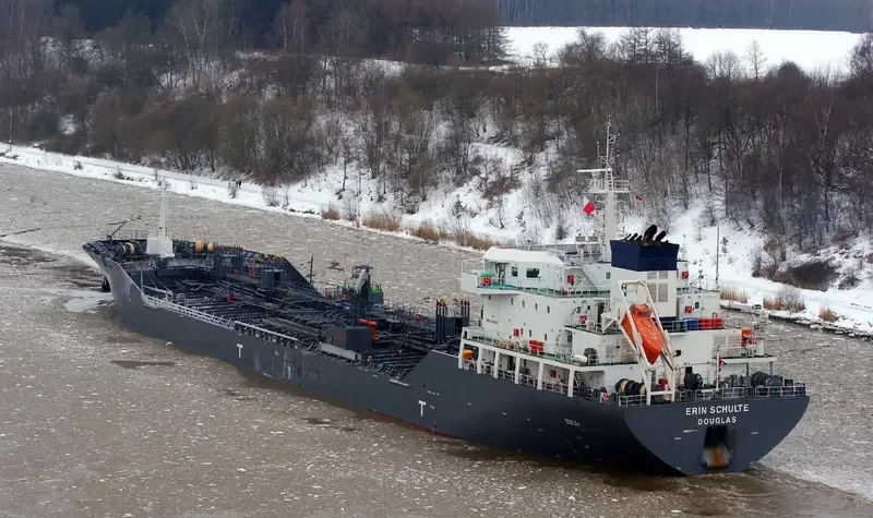 ERIN SCHULTE Tanker IMO 9439814 photo 2