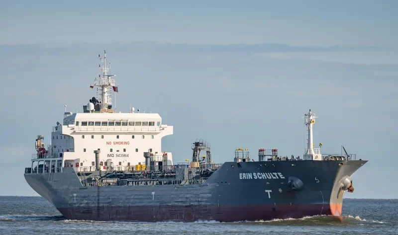 ERIN SCHULTE Tanker IMO 9439814 photo 6