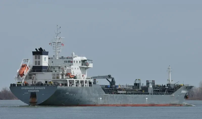 EVERHARD SCHULTE Tanker IMO 9439838 photo 9
