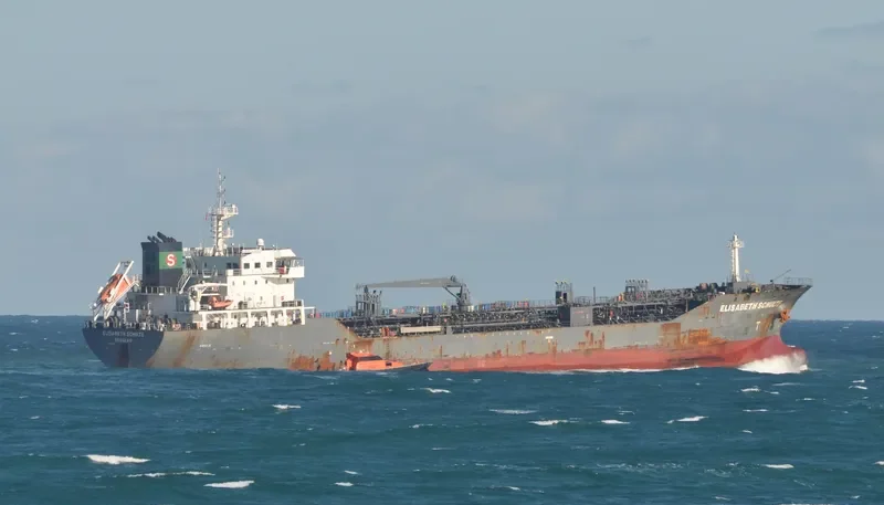ELISABETH SCHULTE Tanker IMO 9439840 photo 2