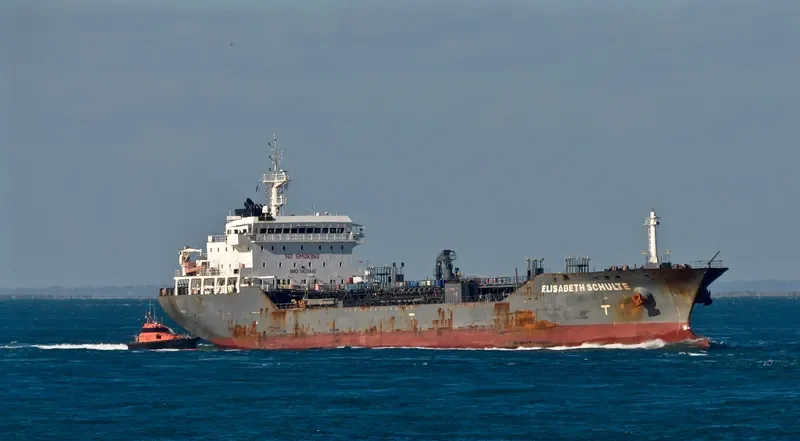 ELISABETH SCHULTE Tanker IMO 9439840 photo 4