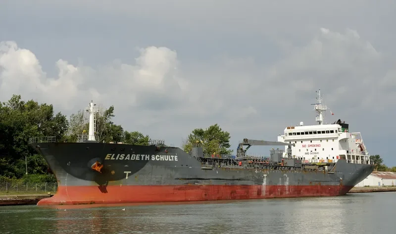ELISABETH SCHULTE Tanker IMO 9439840 photo 9
