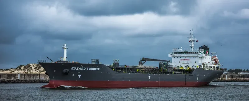 EDZARD SCHULTE Tanker IMO 9439852 photo 7