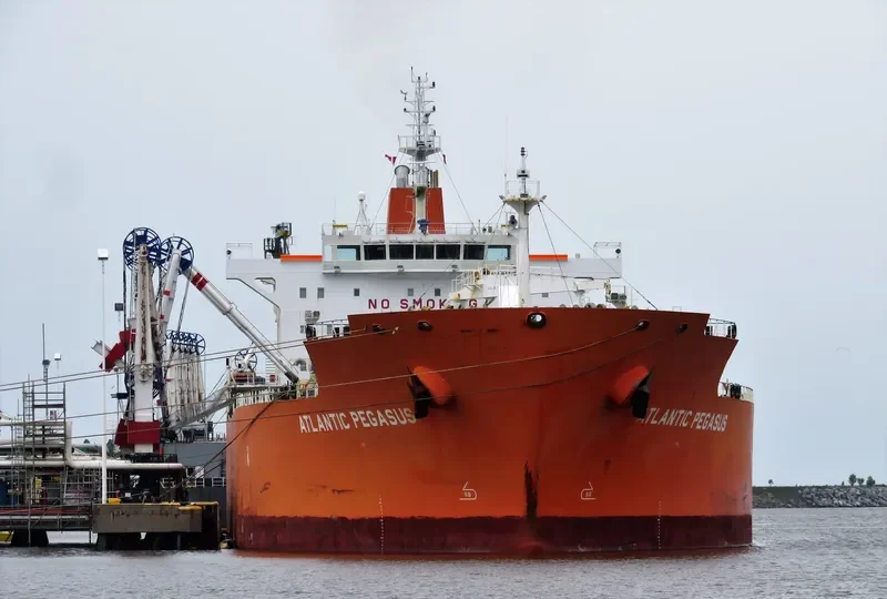 TORM PHILIPPINES Tanker IMO 9440136 photo 2