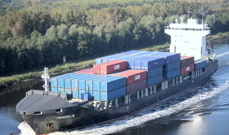 PENGALIA Container Ship IMO 9440588 photo 9