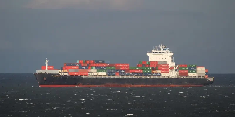 HARPY HUNTER Container Ship IMO 9440837 photo 5
