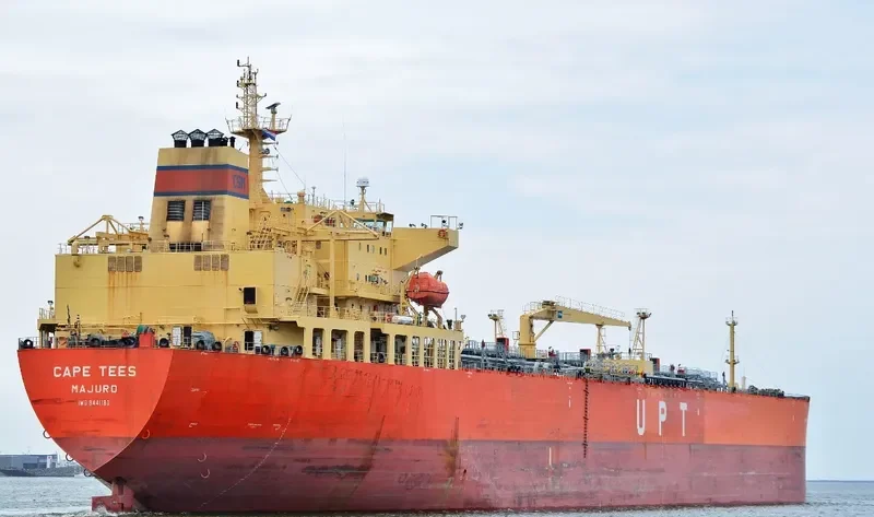 CAPE TEES Tanker IMO 9441180 photo 2