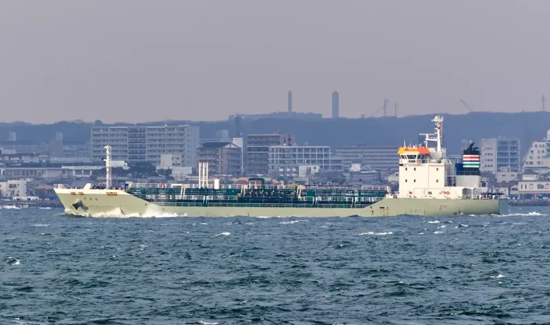ISE MARU Tanker IMO 9442366 photo 10