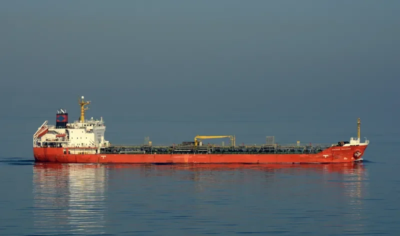 ARIANE MAKARA Tanker IMO 9442548 photo 2