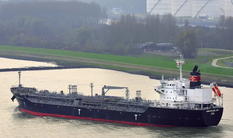 BOW EMMA Tanker IMO 9442562 photo 6