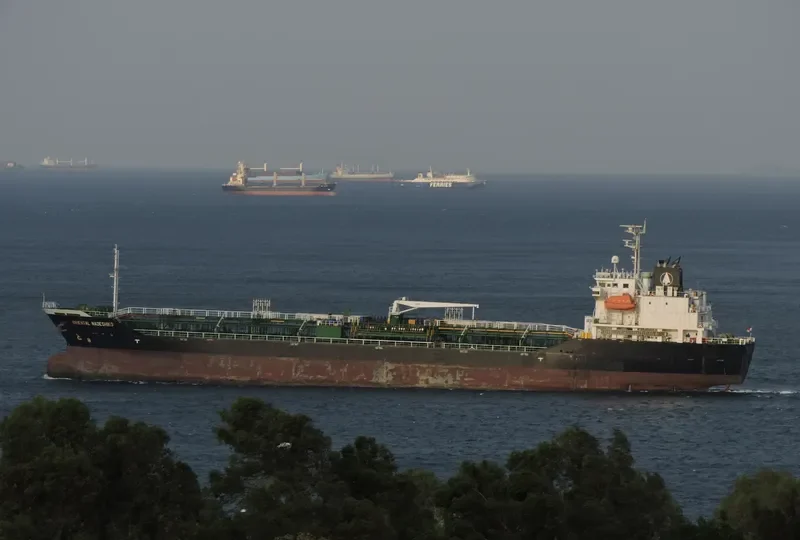WOOJIN ELVIS Tanker IMO 9442665 photo 9
