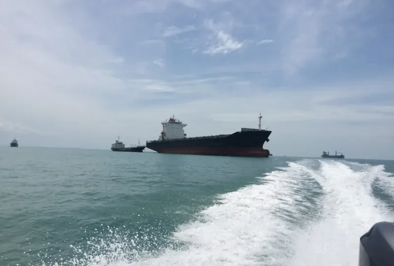 EXPRESS ARGENTINA Container Ship IMO 9443011 photo 5