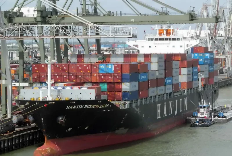 EXPRESS ARGENTINA Container Ship IMO 9443011 photo 9