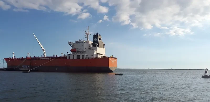 TORM MALAYSIA Tanker IMO 9443164 photo 3