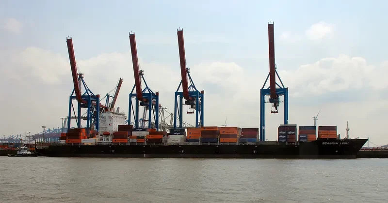 CMA CGM LEBU Container Ship IMO 9443463 photo 4