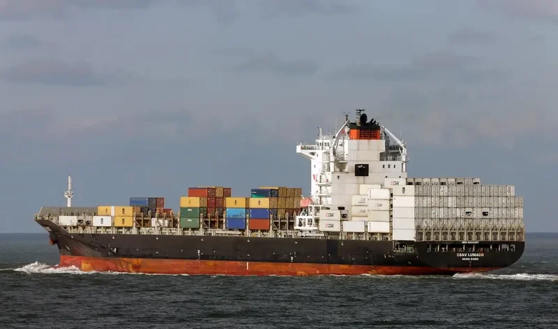 SEASPAN LUMACO Container Ship IMO 9443487 photo 7