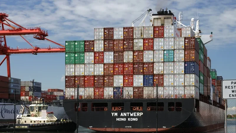 YM ANTWERP Container Ship IMO 9443580 photo 9