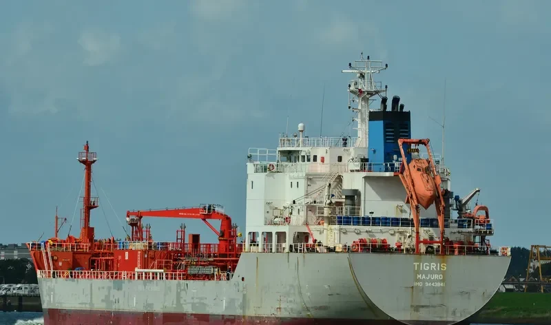 TIGRIS Tanker IMO 9443841 photo 8