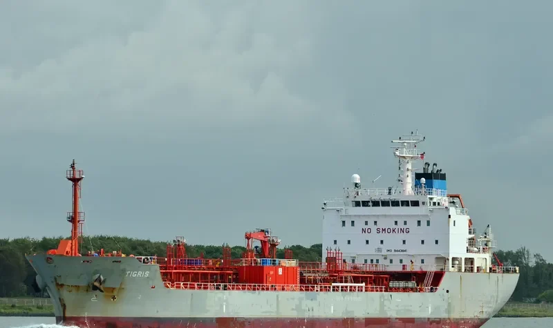 TIGRIS Tanker IMO 9443841 photo 9