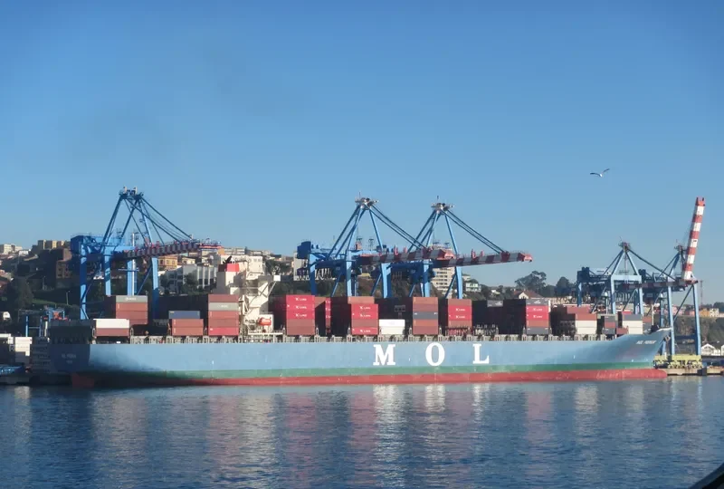 MOL PREMIUM Container Ship IMO 9444261 photo 7
