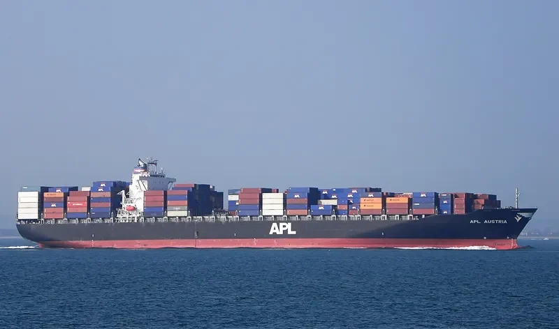 APL AUSTRIA Container Ship IMO 9444285 photo 3