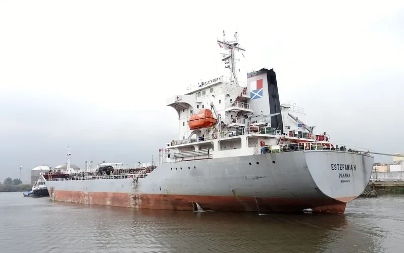 ESTEFANIA H Tanker IMO 9444833 photo 8