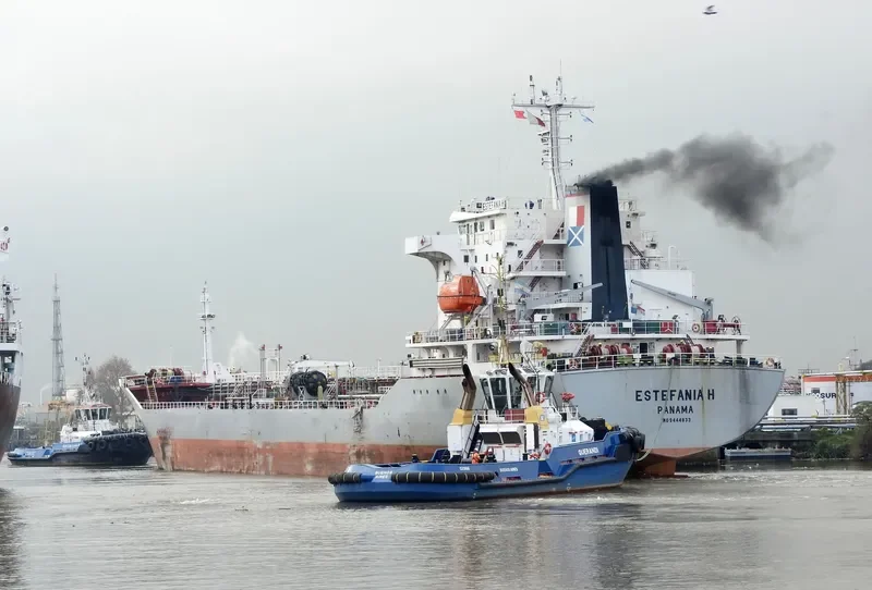 ESTEFANIA H Tanker IMO 9444833 photo 9