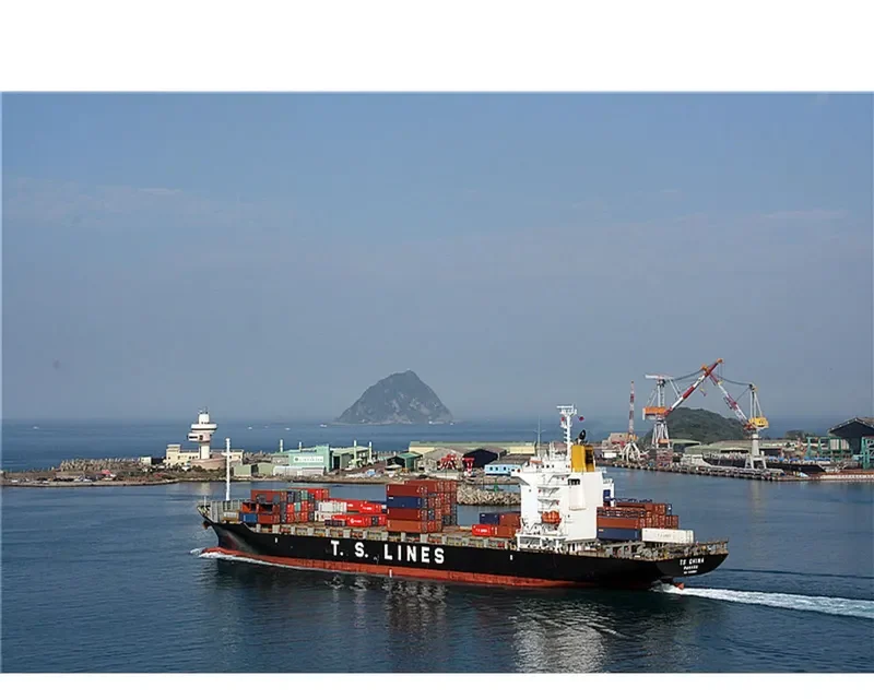 PUTNAM Container Ship IMO 9444950 photo 8