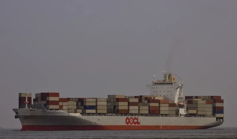 OOCL DALIAN Container Ship IMO 9445526 photo 7
