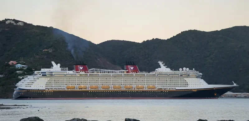 DISNEY FANTASY Passenger Ship IMO 9445590 photo 6