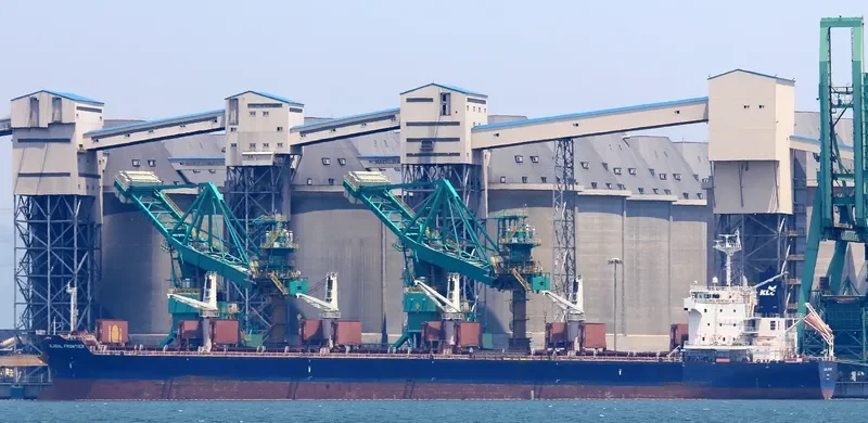 GLOBAL FRONTIER Bulk Carrier IMO 9445605