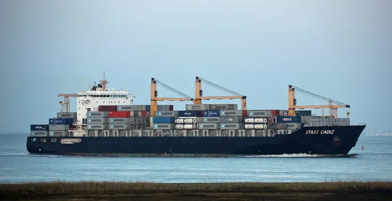 CELSIUS LIVERPOOL Container Ship IMO 9445904 photo 10