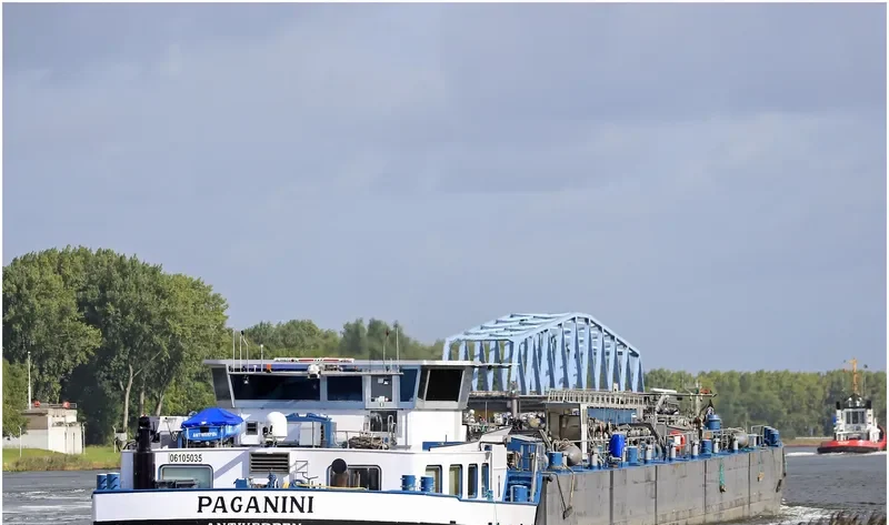 PAGANINI Tanker IMO 9445930 photo 2
