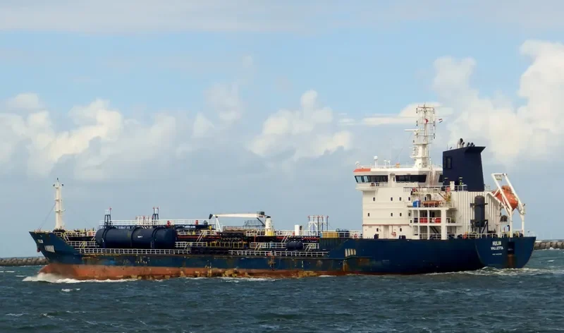 HULIN Tanker IMO 9447043 photo 6