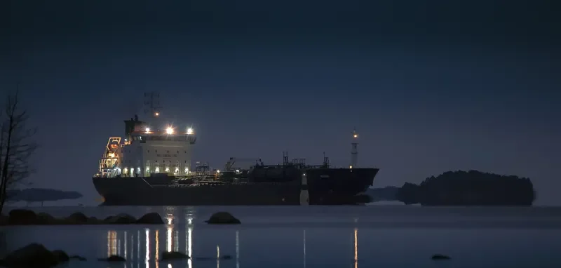 MANAS Tanker IMO 9447055 photo 3