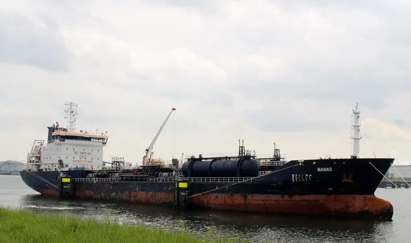 MANAS Tanker IMO 9447055 photo 8