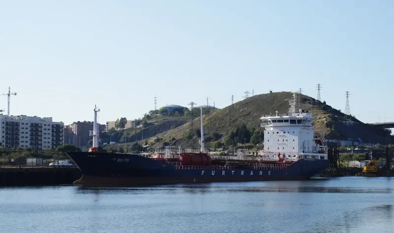 FT QUINTO Tanker IMO 9447304 photo 4