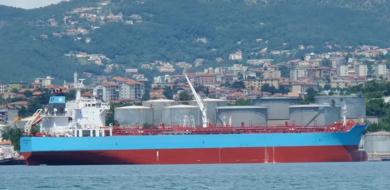 MAERSK MAGELLAN Tanker IMO 9447732 photo 8