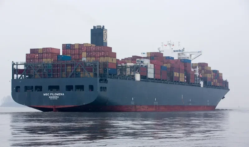 ROME EXPRESS Container Ship IMO 9447861 photo 2