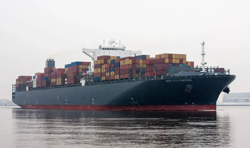 ROME EXPRESS Container Ship IMO 9447861 photo 3