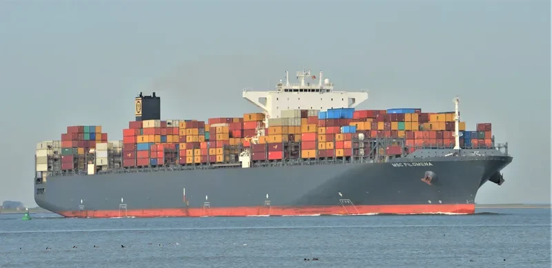 ROME EXPRESS Container Ship IMO 9447861 photo 8