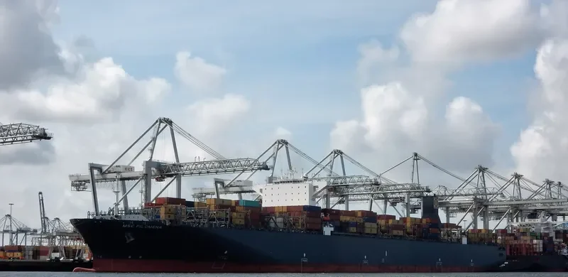 ROME EXPRESS Container Ship IMO 9447861 photo 10
