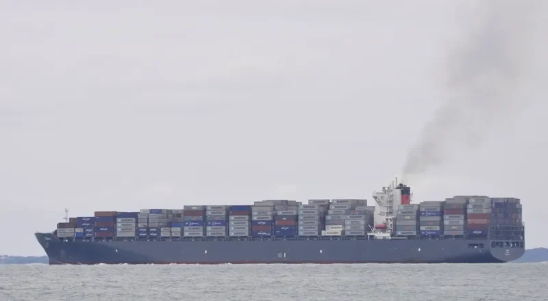TUBUL Container Ship IMO 9447873 photo 10