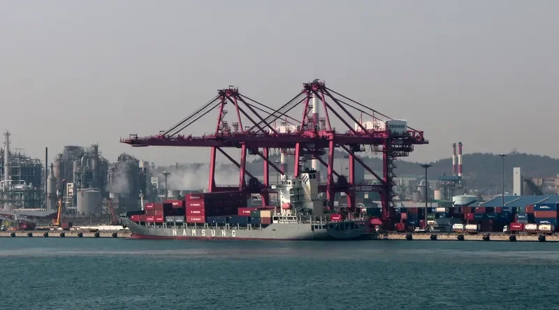 STAR CLIPPER Container Ship IMO 9448437