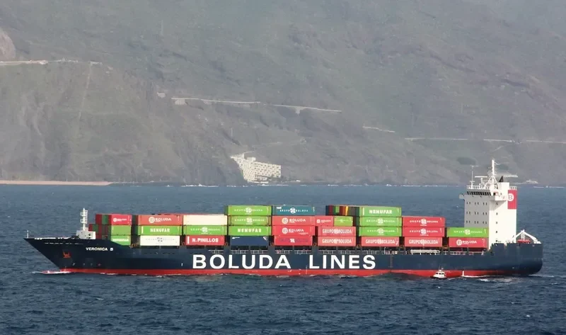 AMINA Container Ship IMO 9448683 photo 2