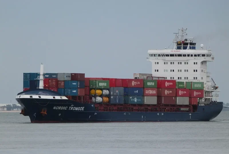 AMINA Container Ship IMO 9448683 photo 6