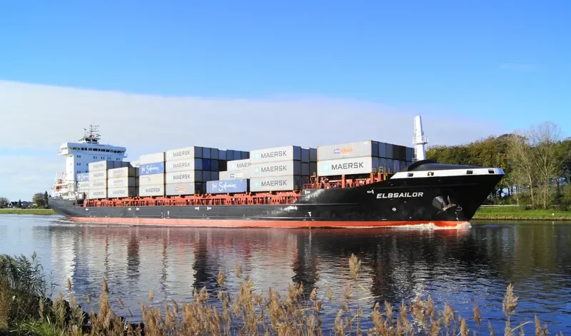 ELBSAILOR Container Ship IMO 9448695 photo 7