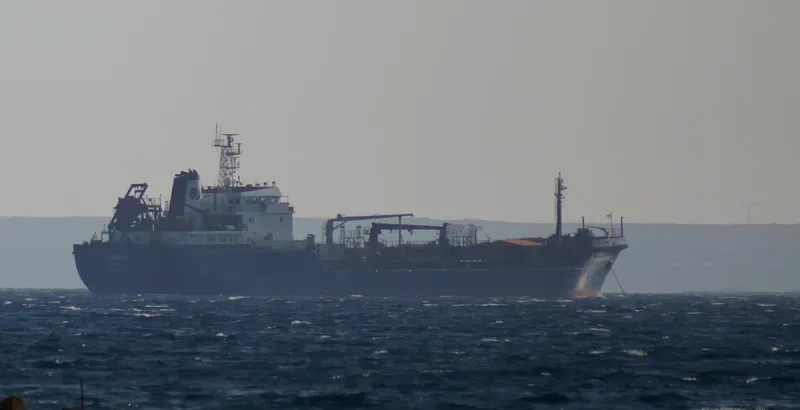 ALEXANDRIA Tanker IMO 9448889 photo 8