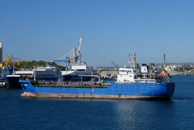 VEMAHONESTY Tanker IMO 9448891 photo 7
