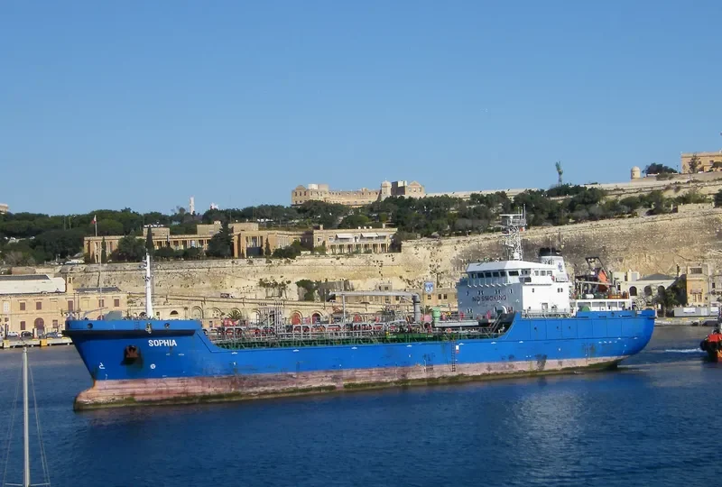 VEMAHONESTY Tanker IMO 9448891 photo 8